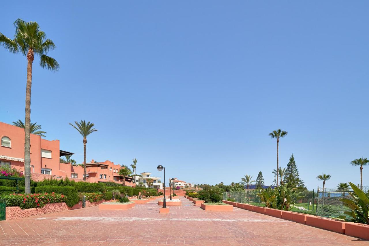 Sea Suite Beachfront Marbella Dış mekan fotoğraf