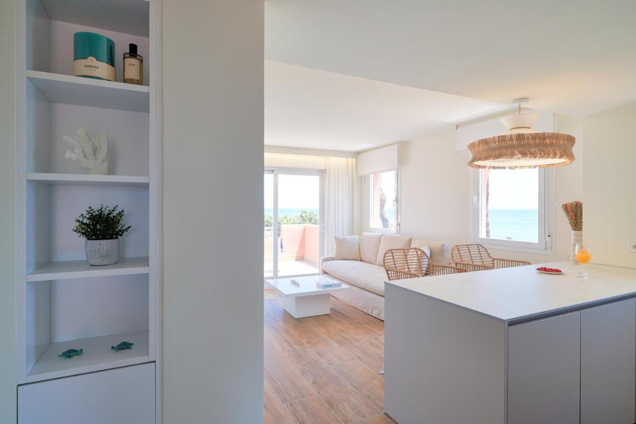 Sea Suite Beachfront Marbella Dış mekan fotoğraf